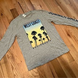 NWT Aeropostale Graphic Long T-shirt, size medium